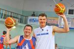 «Мне очень хочется, чтобы в моем родном городе начал возрождаться баскетбол. Я сделаю все, чтобы донести до людей, что баскетбол в Омске нужен!» — пообещал Андрей Воронцевич
