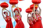 Изящные китайские танцовщицы покорили публику