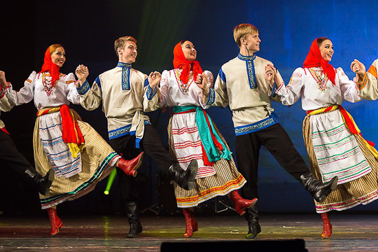 Номер в народном стиле