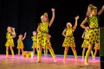Детский коллектив N-Style представил эстрадный танец «Веселая компания»