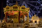 Карусели прекрасны и летом, но в январе от них просто захватывают дух