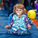 К состязанию готовятся дети от года до двух лет