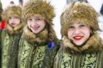 Творческие коллективы Дворца культуры имени П.И. Баранова исполнили тематические народные песни…