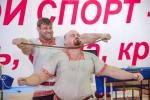 Показательные выступления силачей