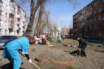 Общественники убирают Комсомольский городок