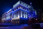Здание мэрии в ночной подсветке