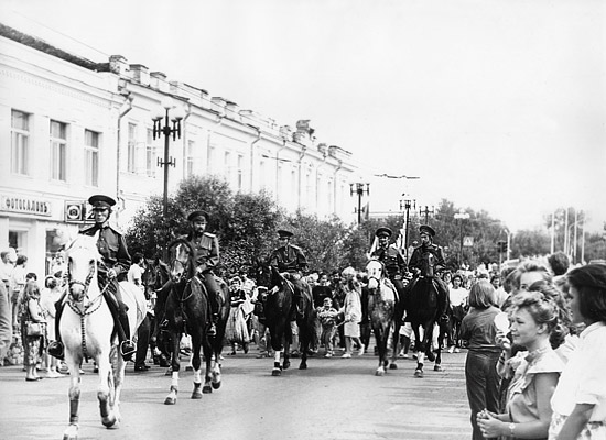Праздничное шествие: конница, 1991 год