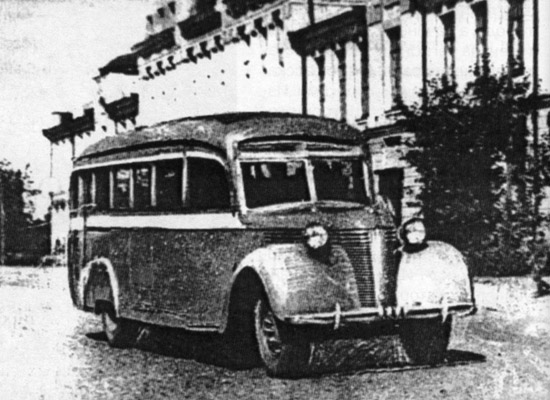 Автобус на ул. Ленина