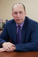  Глава администрации Октябрьского административного округа Котов Дмитрий Сергеевич 